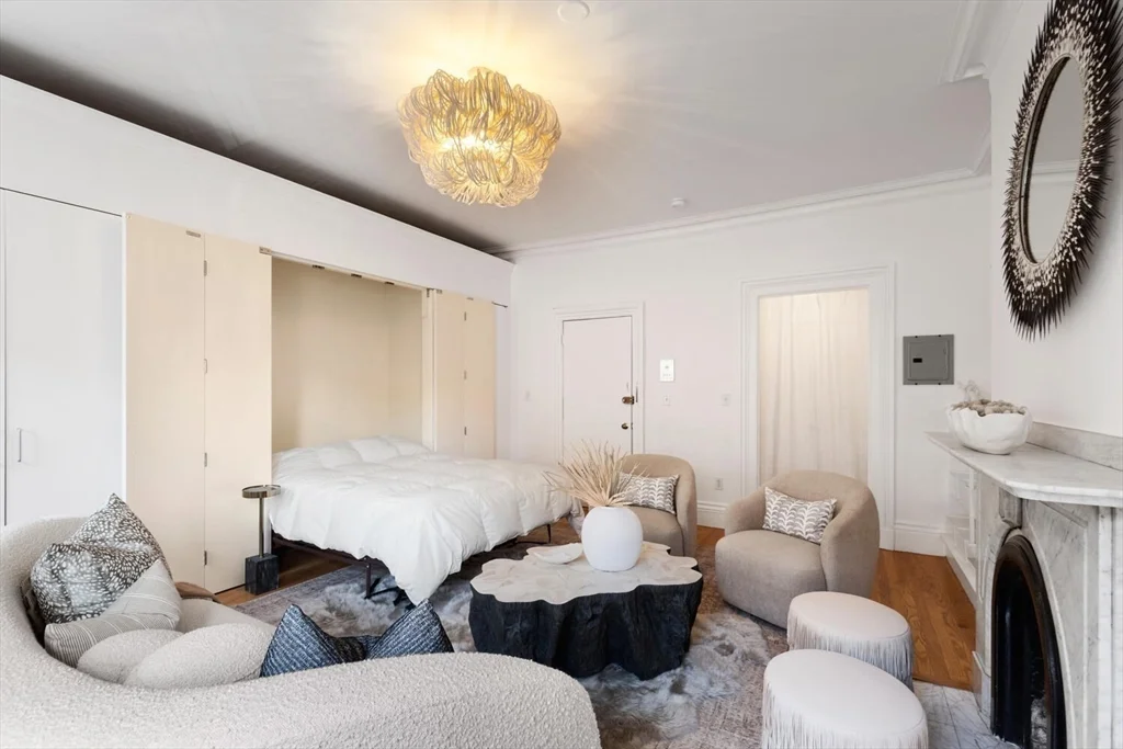 100 Charles St, Beacon Hill