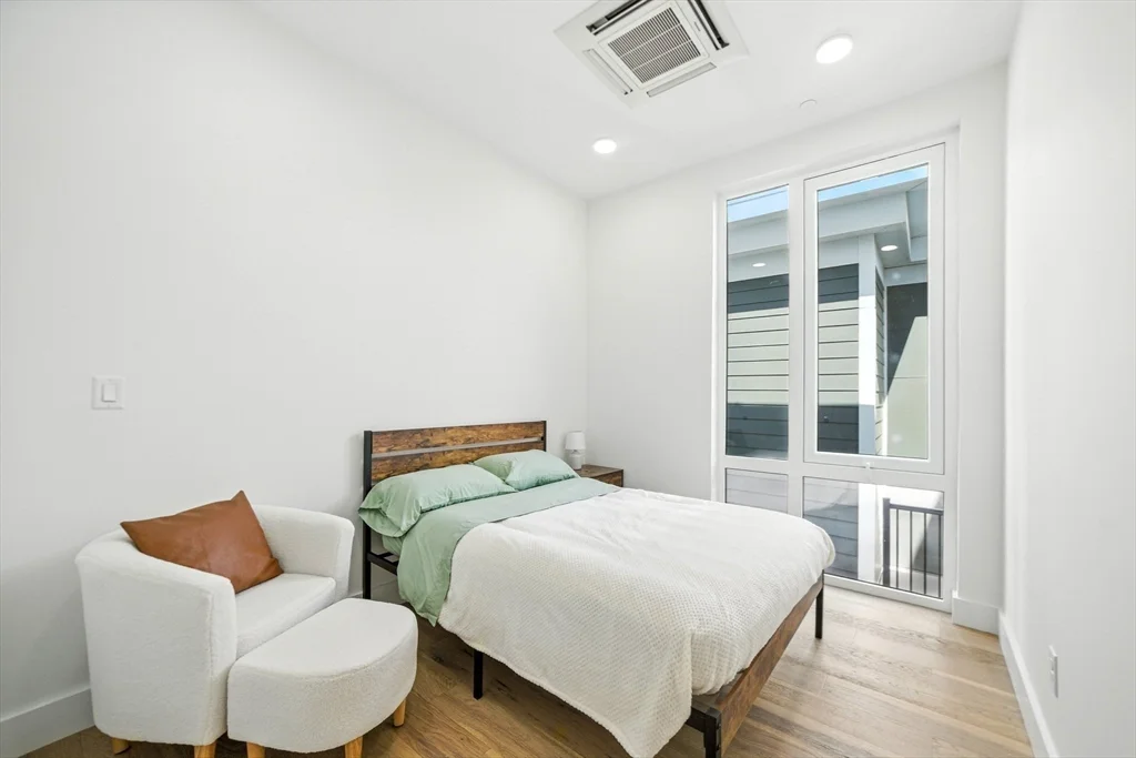 38 Hichborn, Brighton