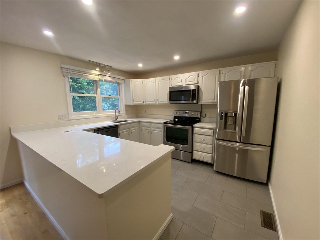 1047 Washington St, Newtonville