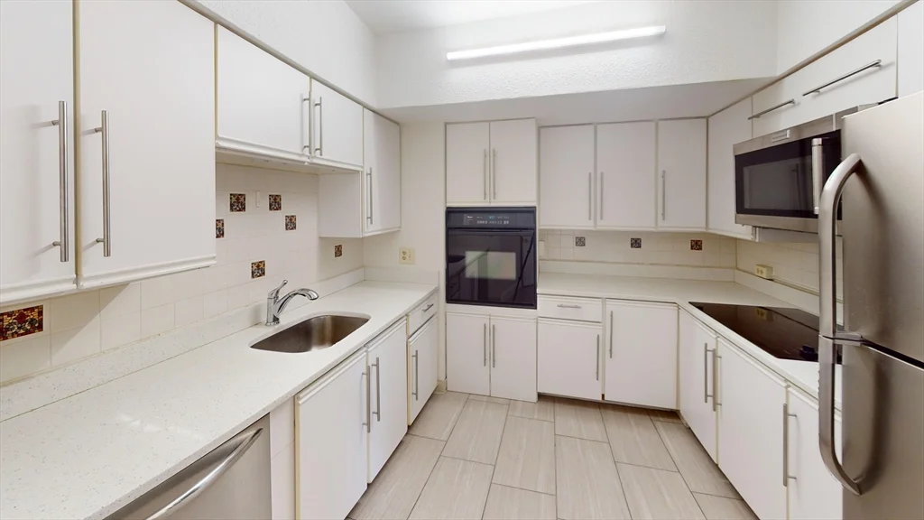 1731 Beacon St, Brookline