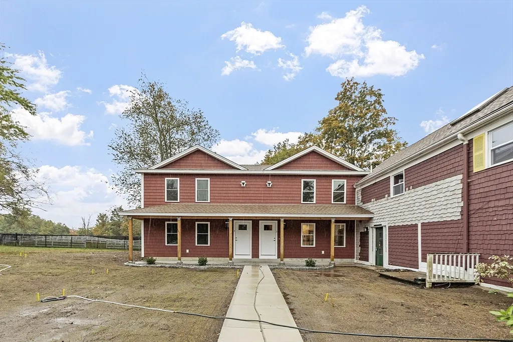 20 Townsend St, Pepperell