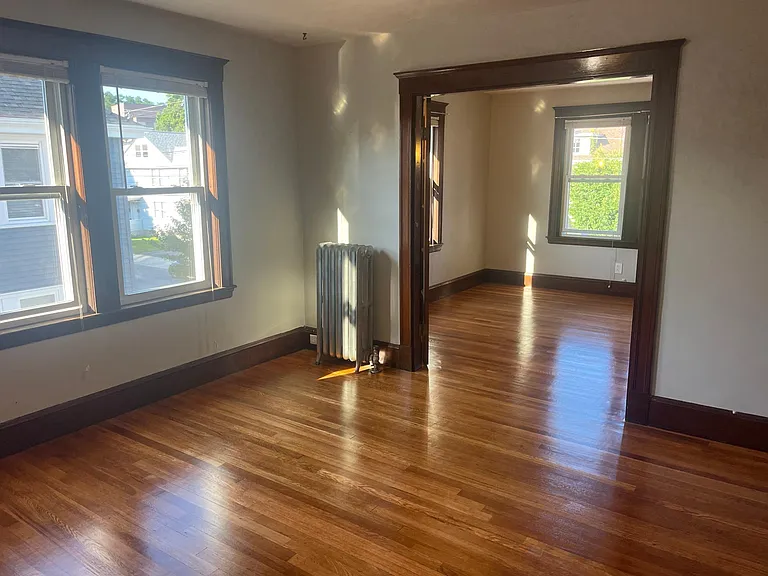 11 Nathan Rd, West End