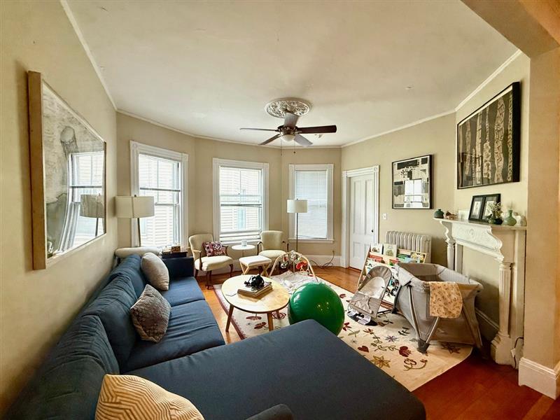 67 Highland Ave, Mid-Cambridge