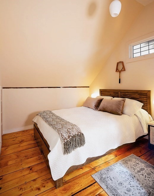 6 Winthrop St, Essex