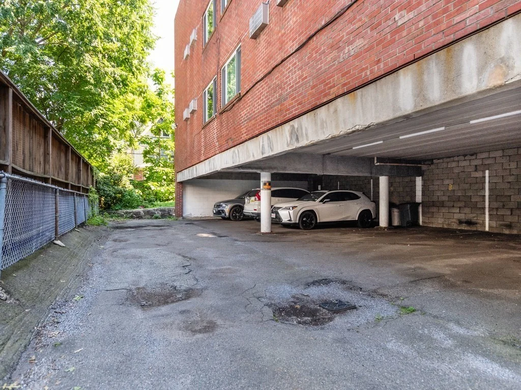 28 Lee St, Mid-Cambridge
