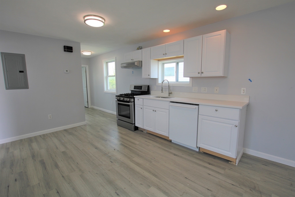 52 Shawmut St, Revere