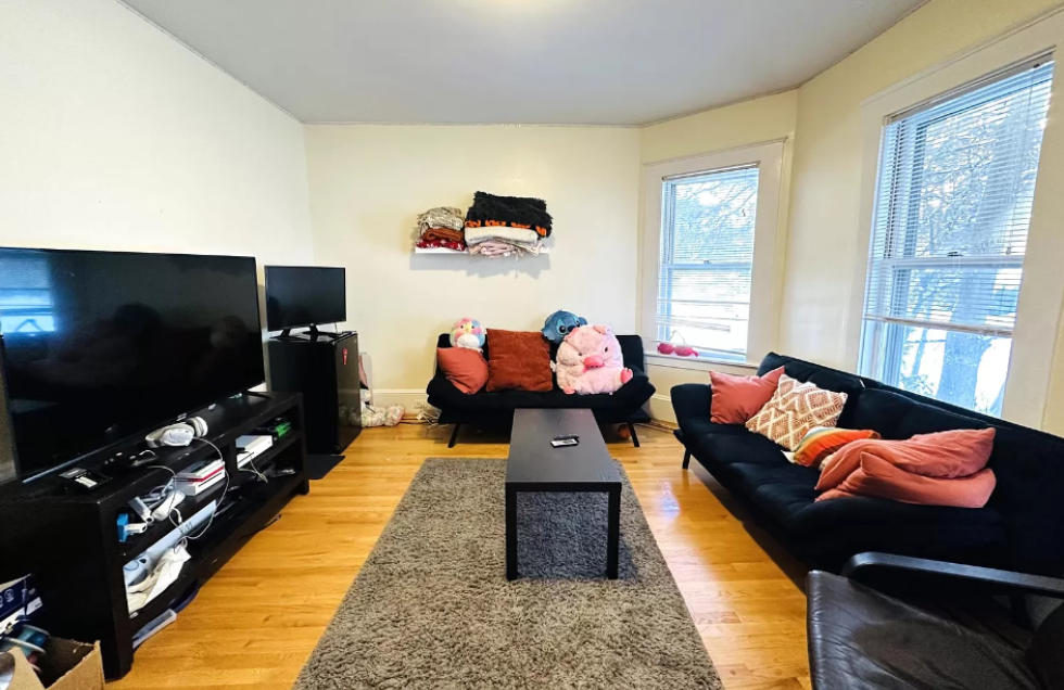 28 Cherry St, Spring Hill