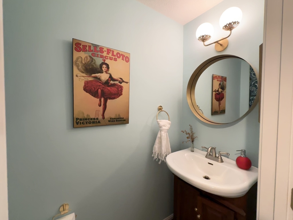 55 West St, Medfield