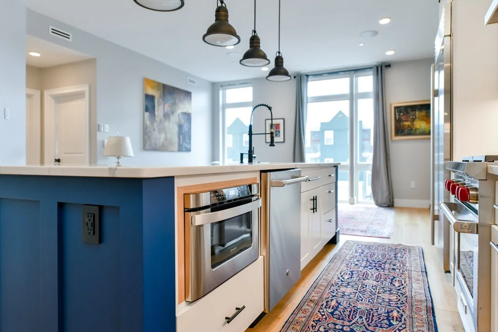 170 W Broadway, South Boston