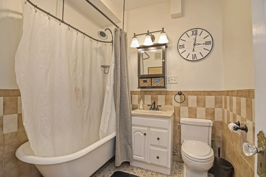 651 East 6th St, South Boston