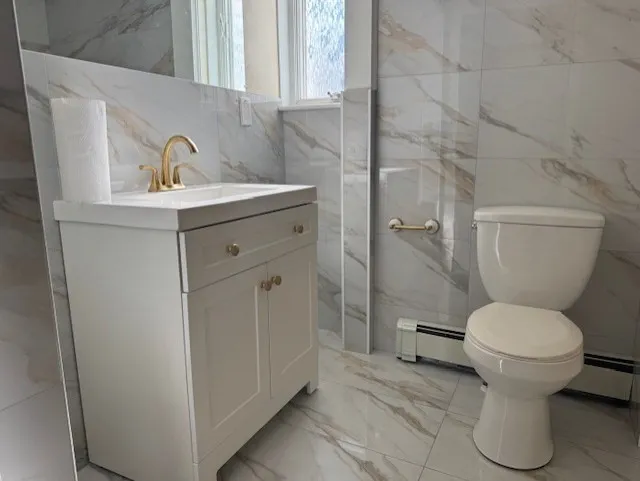 61 Plain St, Taunton