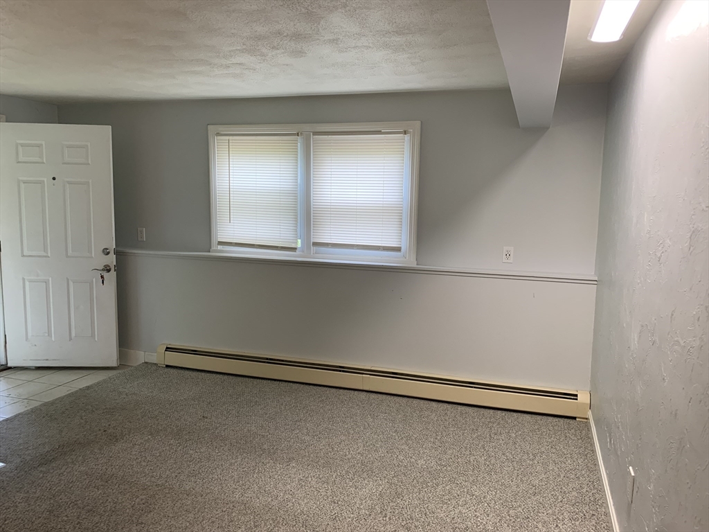 444 Quincy St, Fall River