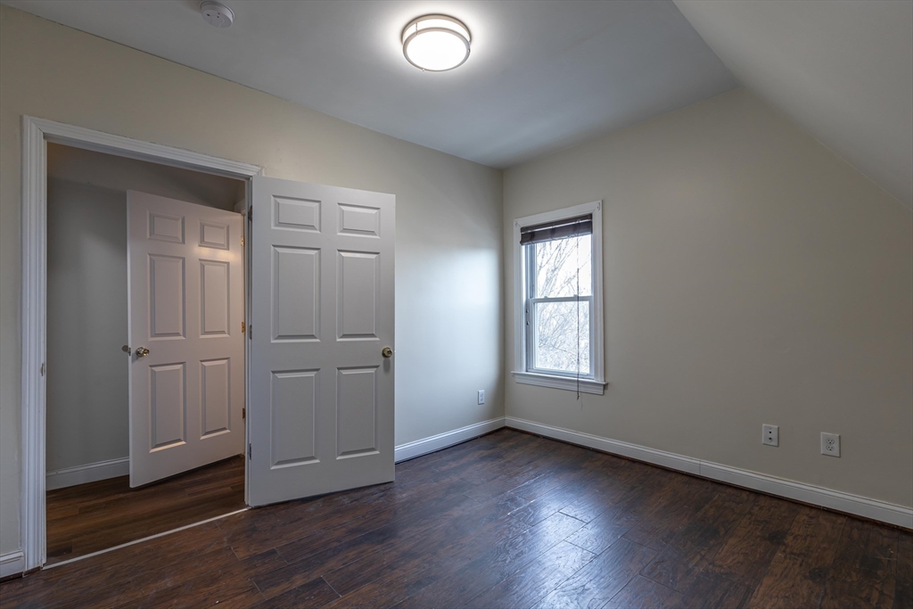 376 Medford St, Somerville