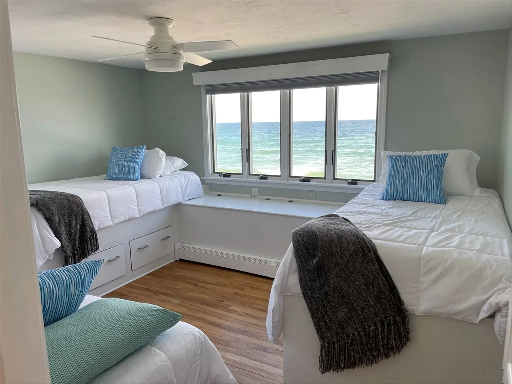 254 Foster Ave, Marshfield