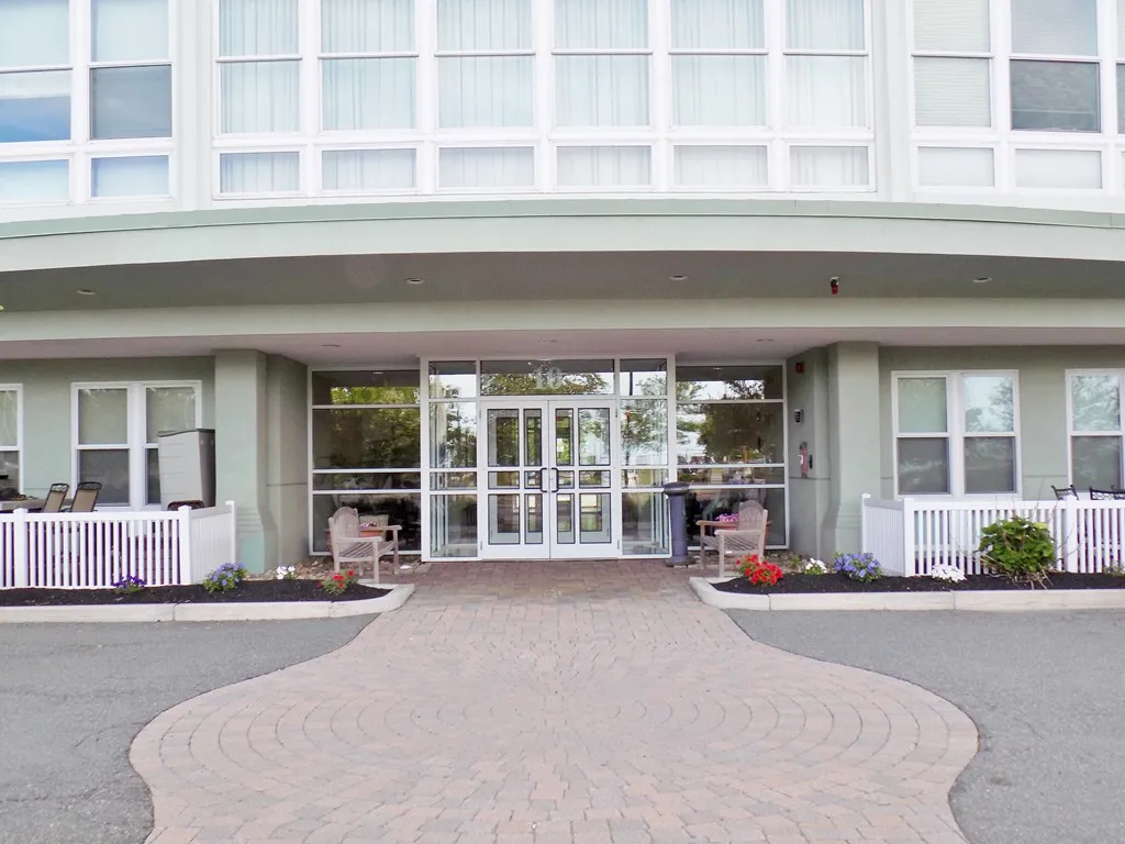 10 Ocean Ave, Revere Beach