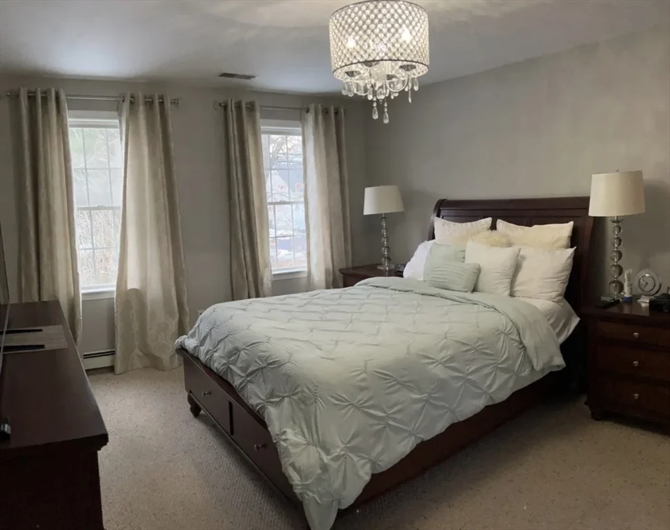 21 Shubert Rd, East Weymouth