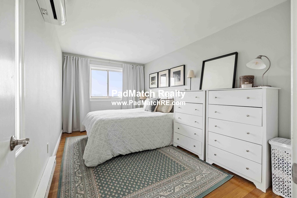 372 Bunker Hill St, Boston