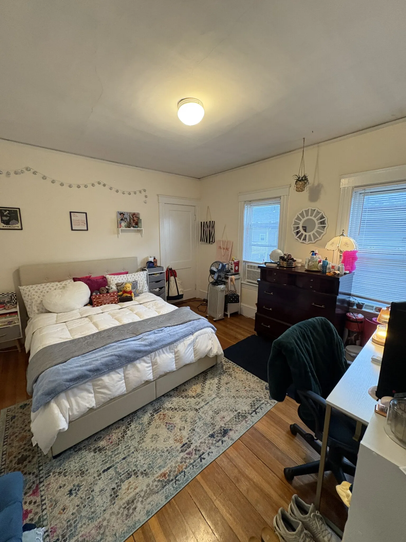 34 Sunset Rd, West Somerville