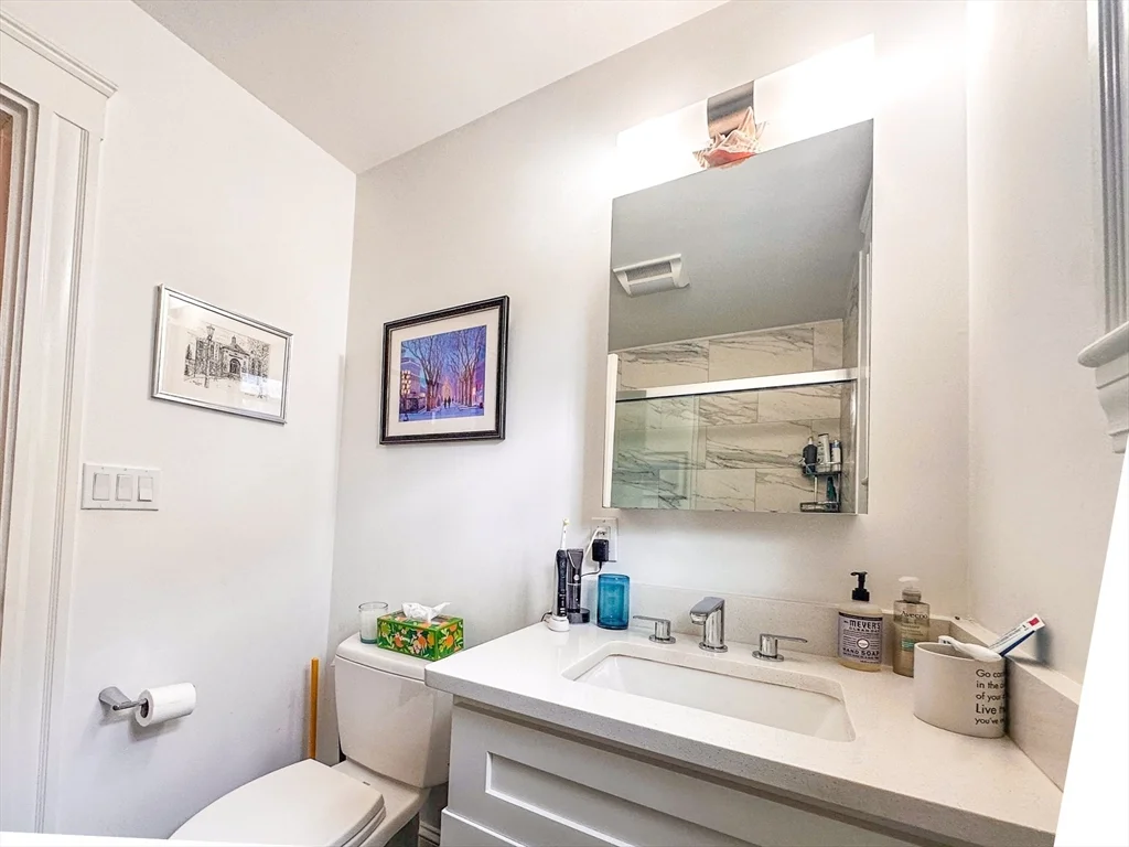 35 Hillock St, Roslindale