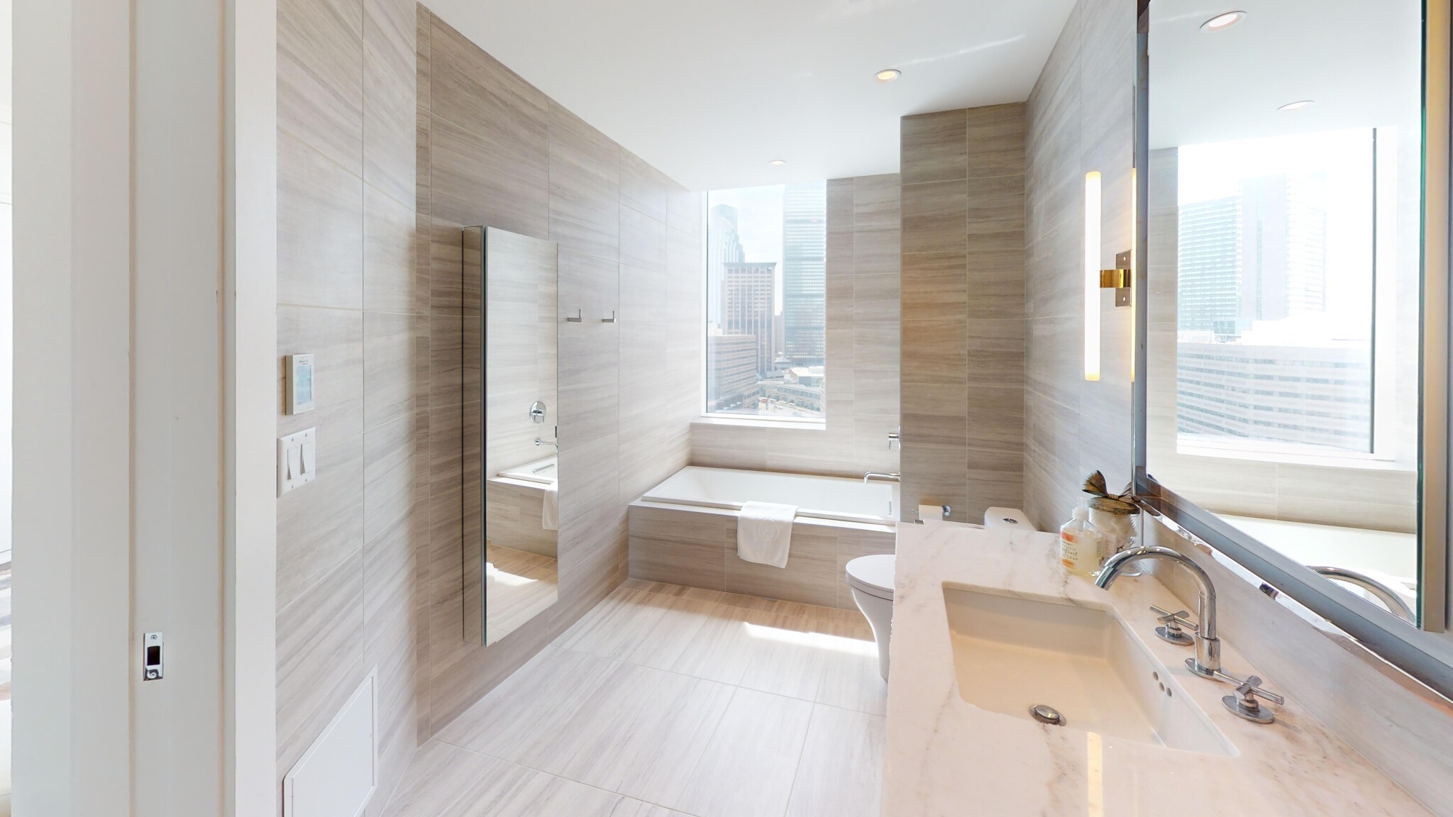 430 Stuart St, Back Bay