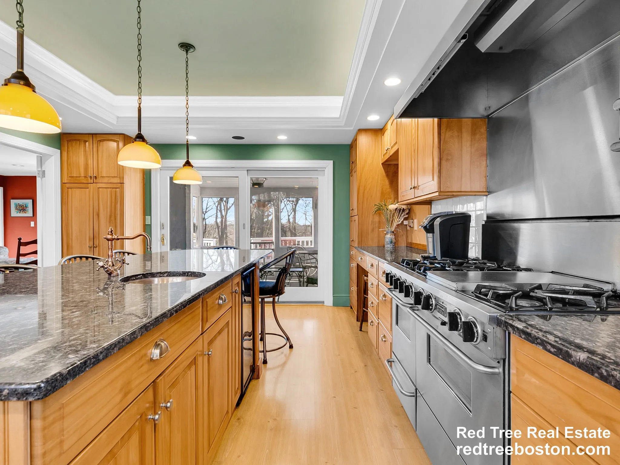 243 Upland Ave, Newton Highlands