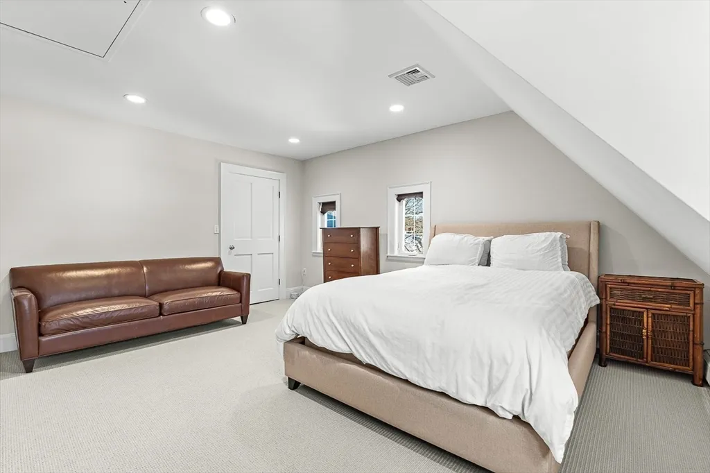 23 Jefferson, Winchester Highlands