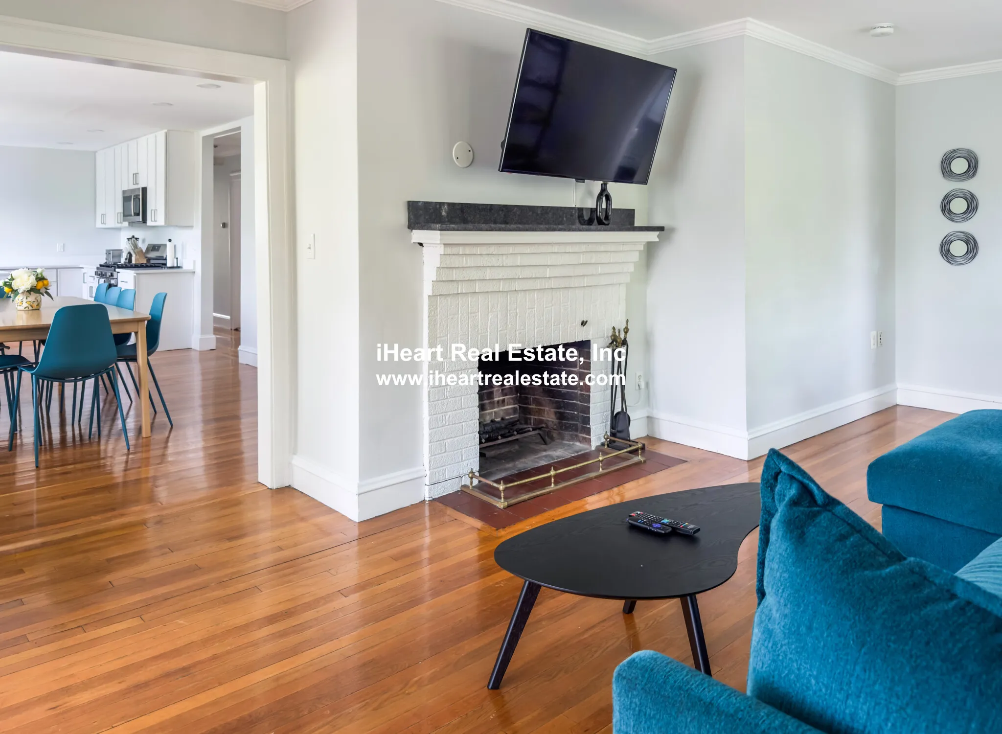 65-67 Saint James Circle, Hunnewell Hill