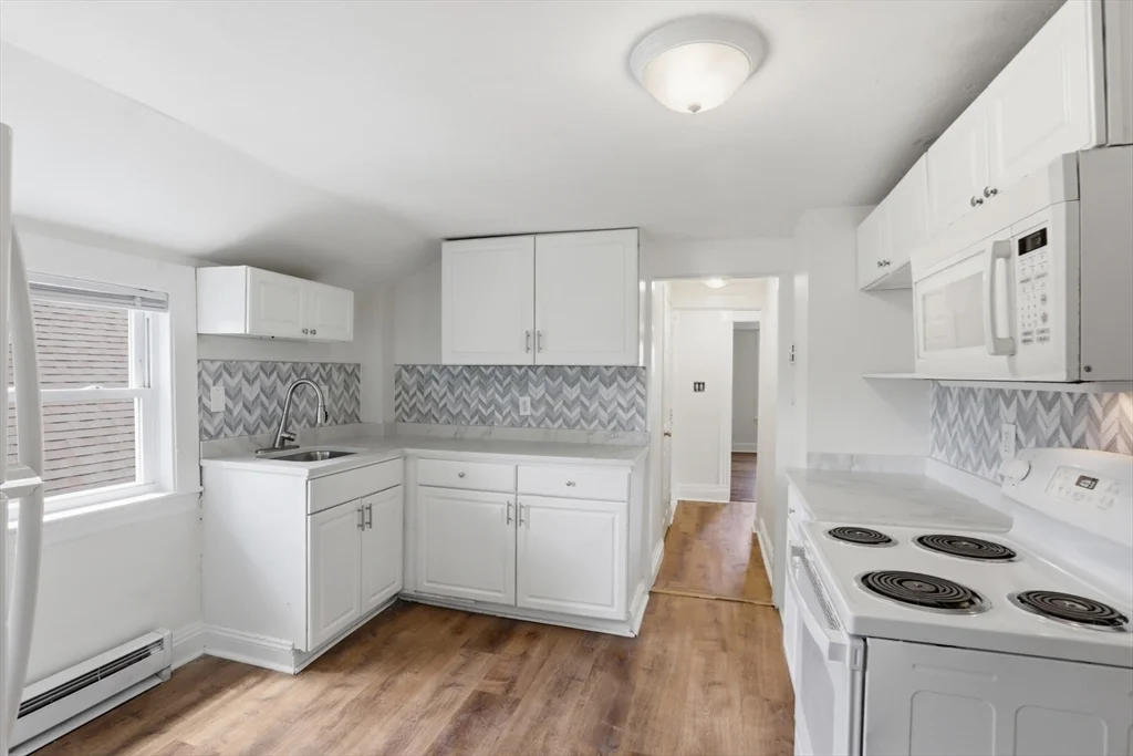 121 Glendale St, Everett