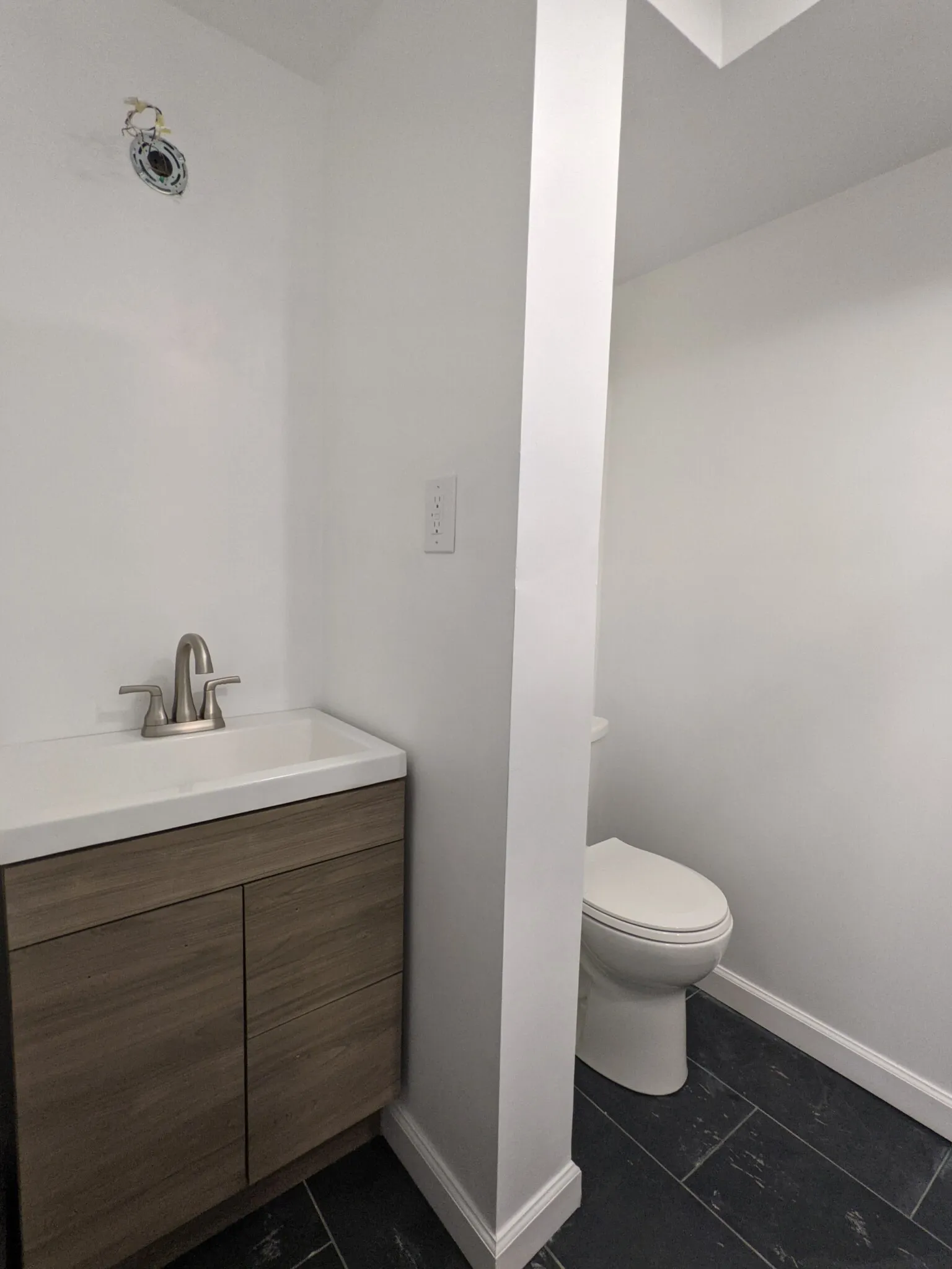 19 Queensberry St, Fenway