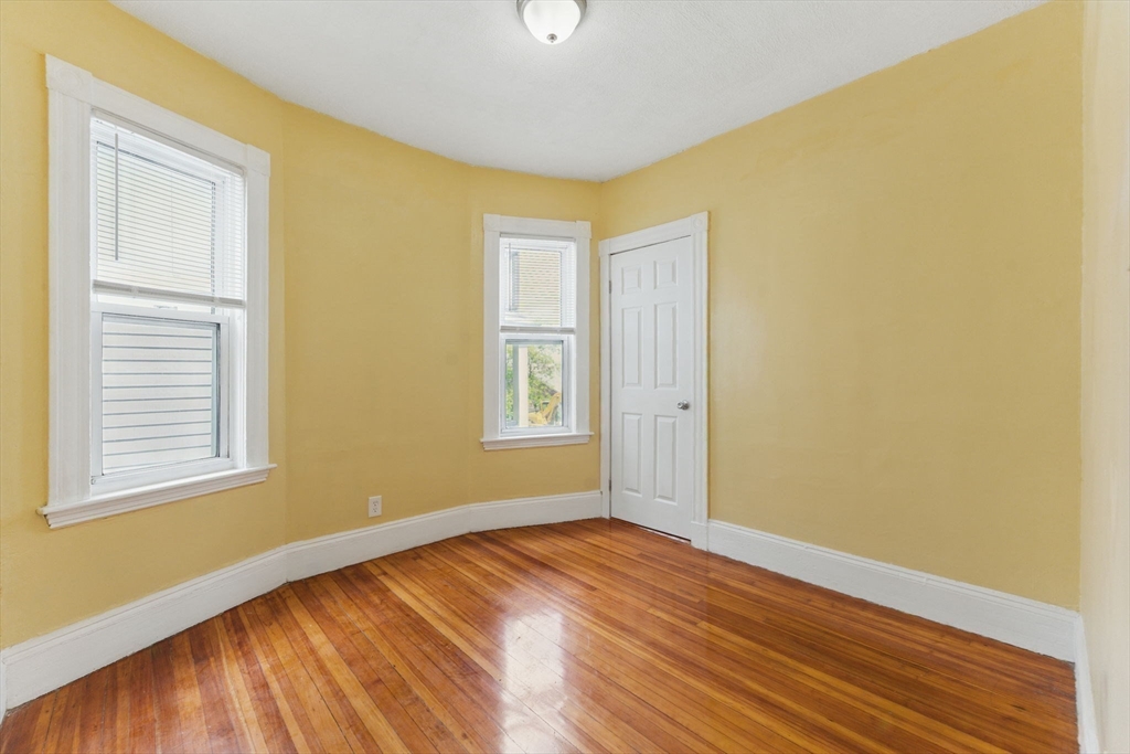 17 Hillsboro, Boston