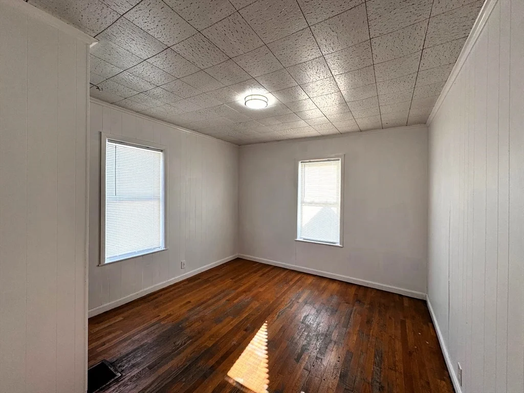 11 Fairmont Pl, Malden