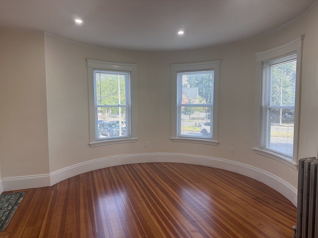 16 Columbia Rd, Dorchester