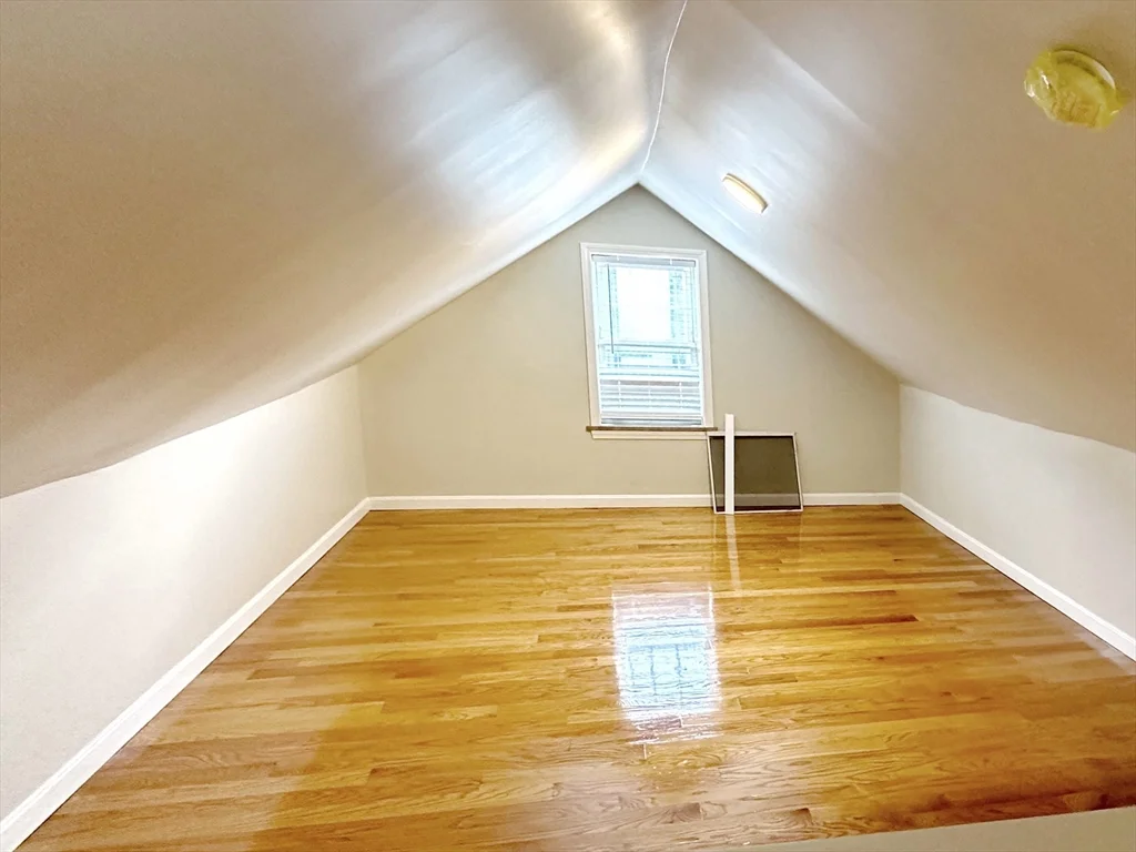 90 George St, Roxbury