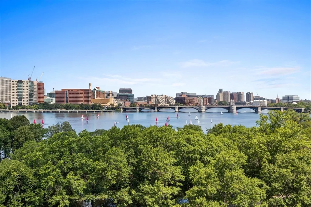 180 Beacon St, Back Bay