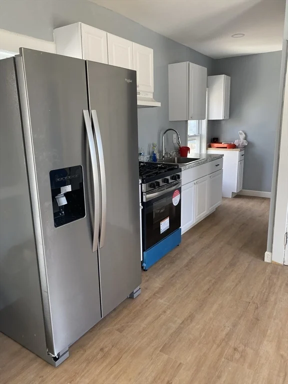 111 Bay, Springfield