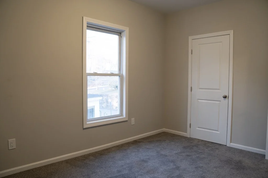 57 Cottage St, Athol