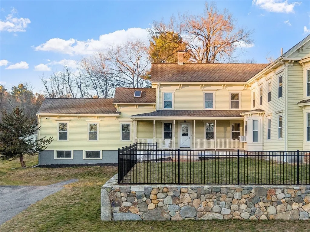 20 Old Lowell Rd, Westford