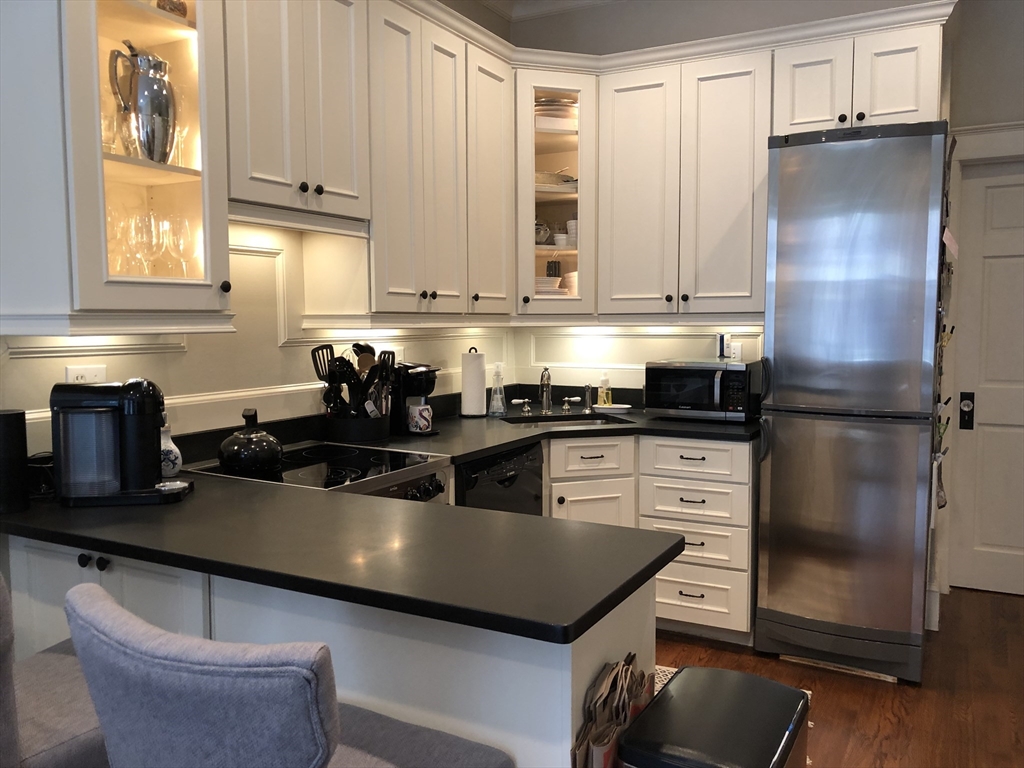 63 Appleton St, South End