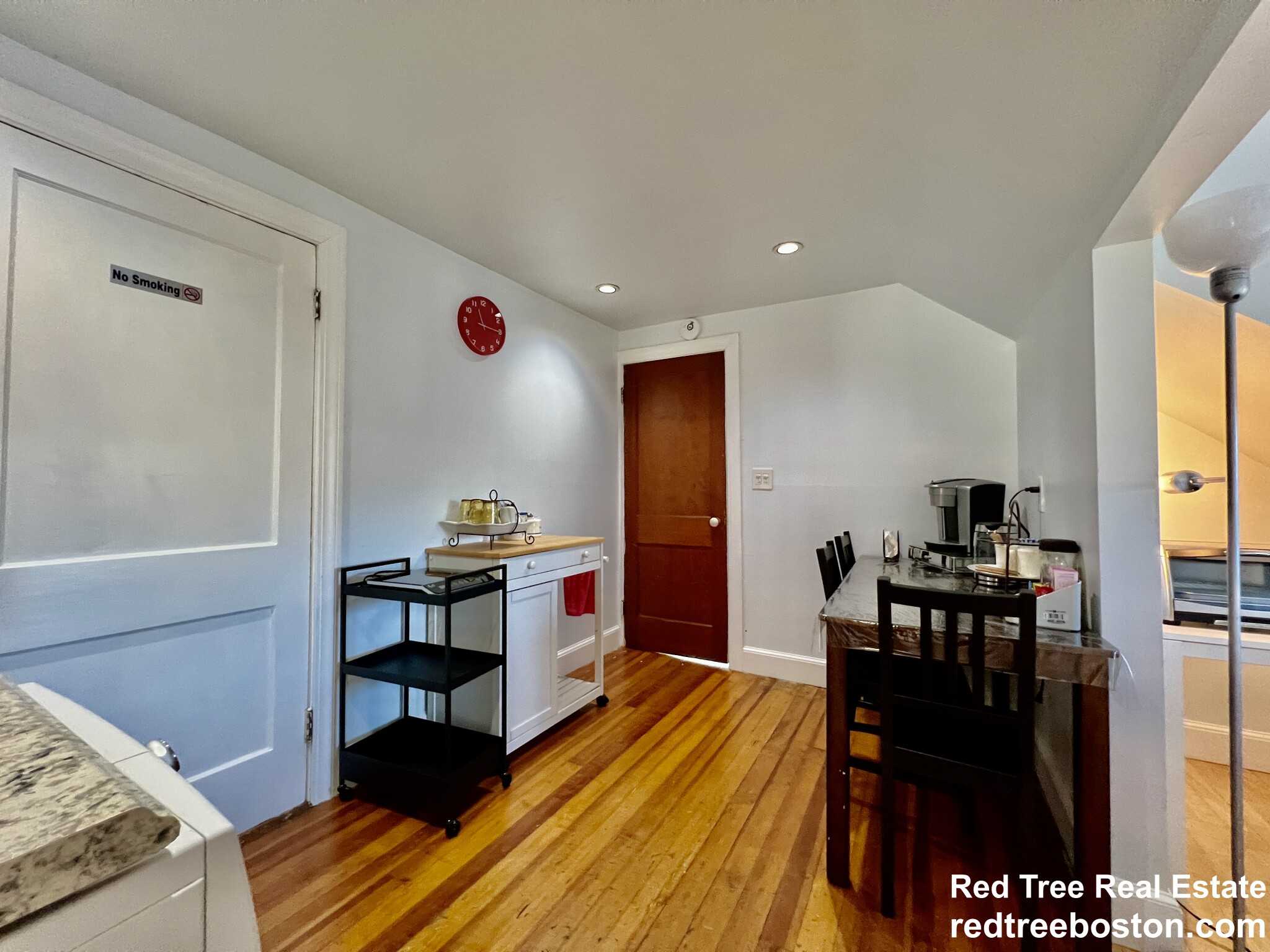 55 Woodcliff Rd, Newton Highlands