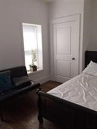 53 Heath St, Jamaica Plain