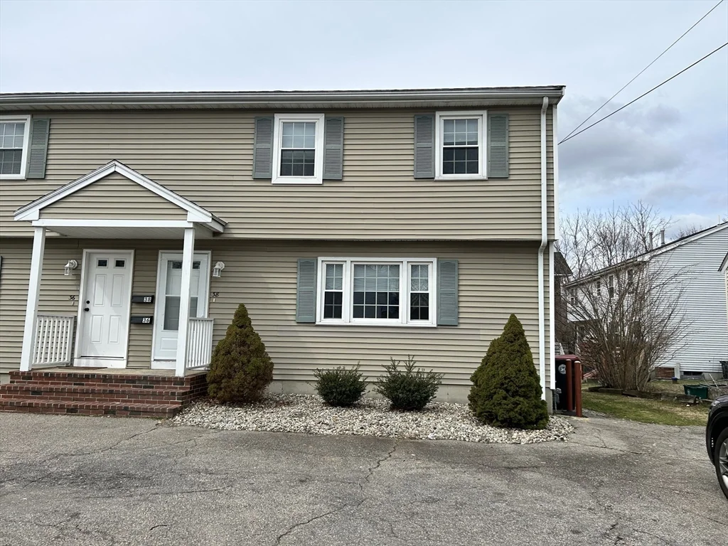 38 Reservoir St, Brockton