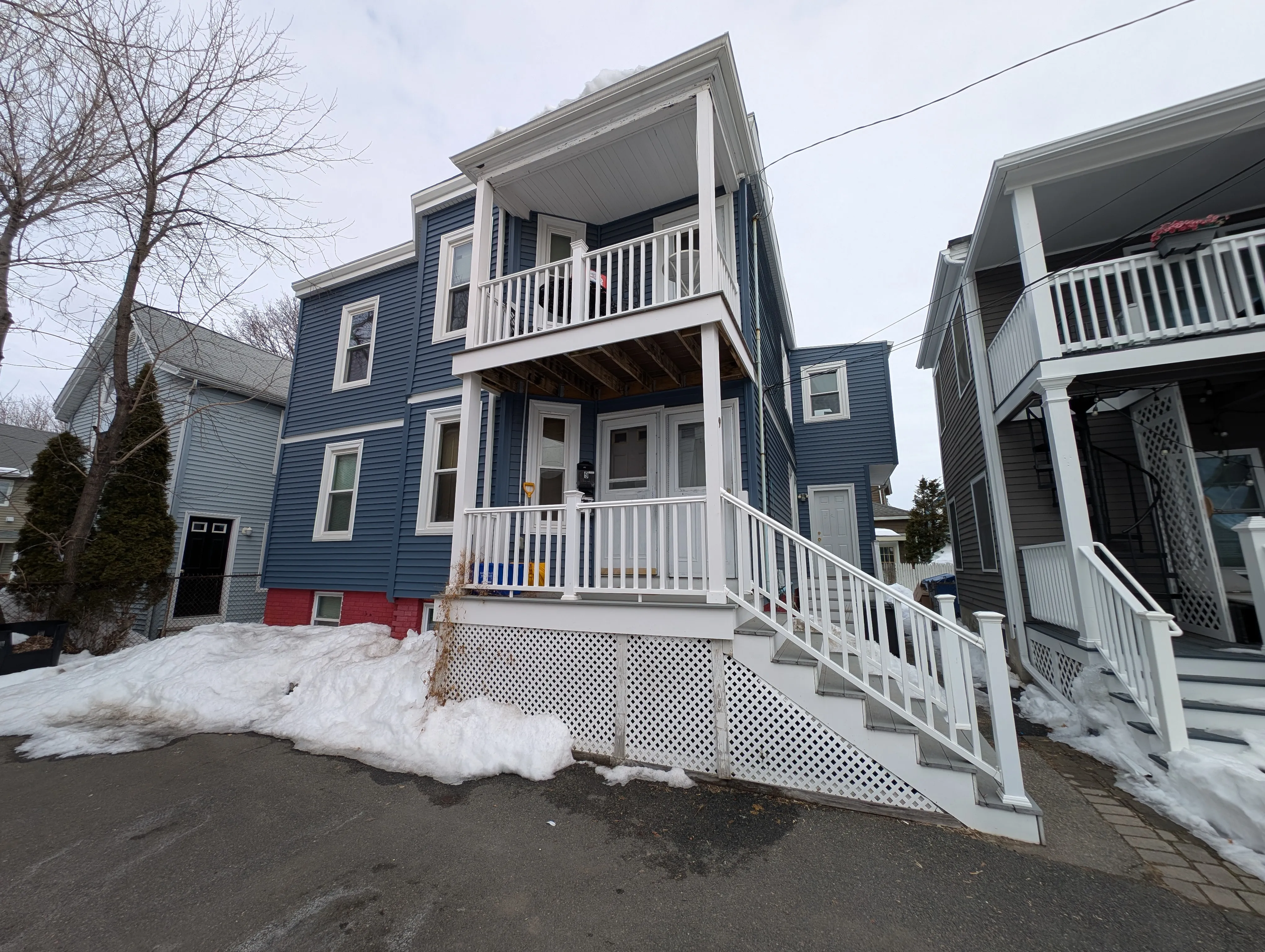 9 Lowell Ter, Magoun Square