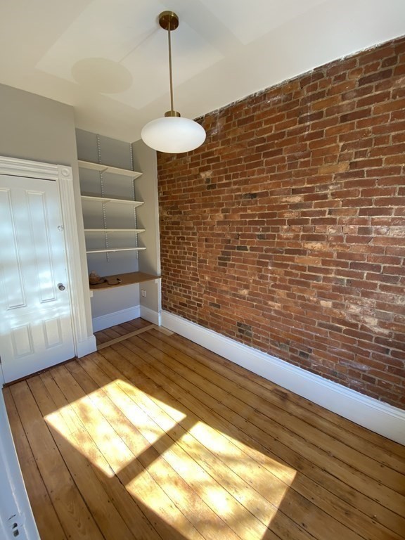 426 East 5th St, South Boston