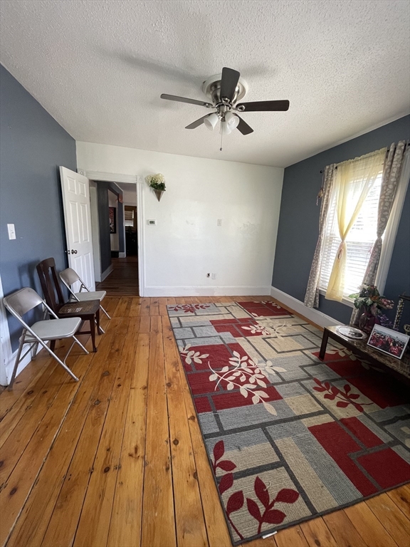9 Cushing St, Salem