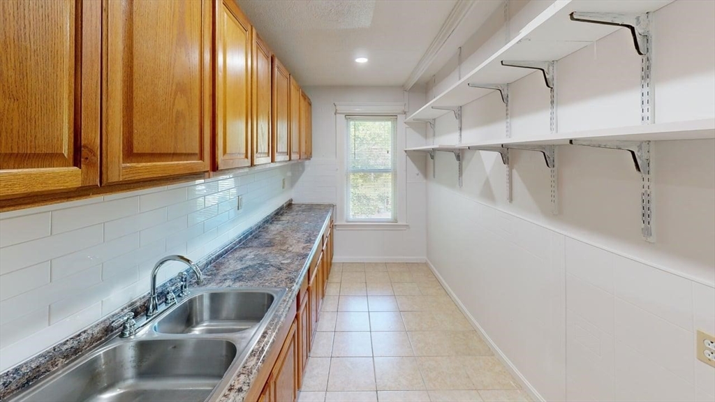 190 Pilgrim, Worcester