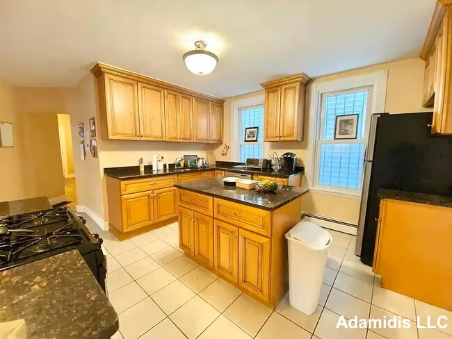 8 Eldora St, Mission Hill