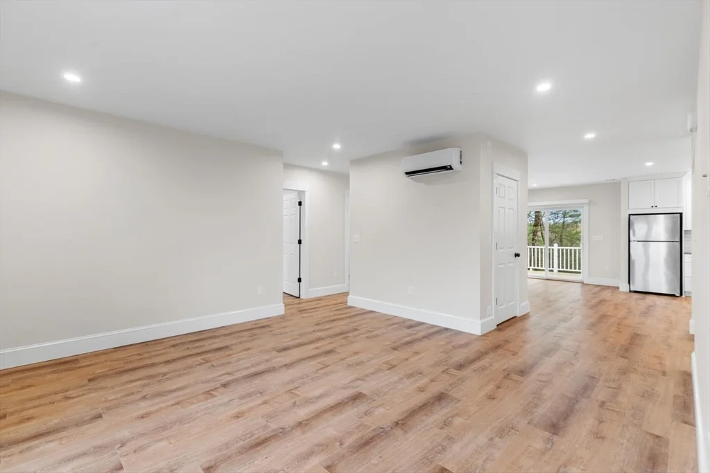 26 Lyndale, West Gloucester