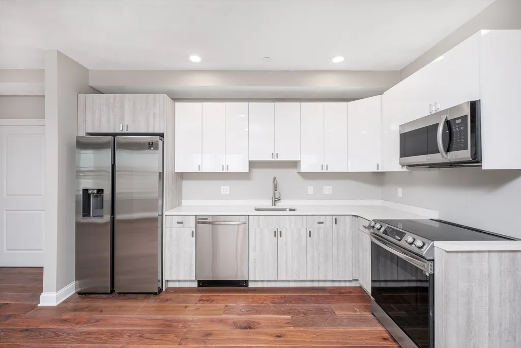 121 Addison St, East Boston