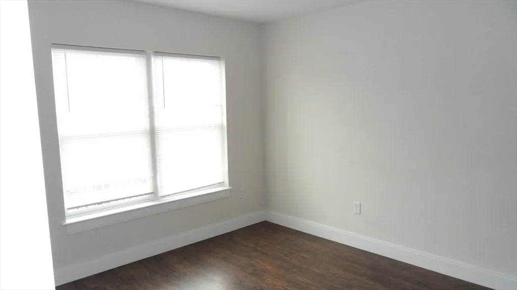 76 Stonley Rd, Jamaica Plain