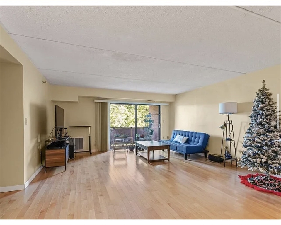 2500 Mystic Valley Pkwy, Medford